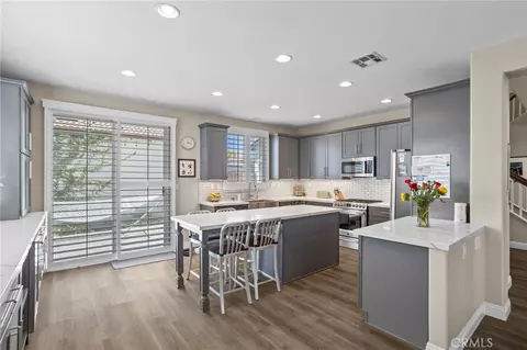 Kitchen - 32432 Angelo, Temecula, CA 92592 photo 1 of 3