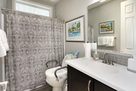 121 Estrella, Tustin, CA 92780 photo 23