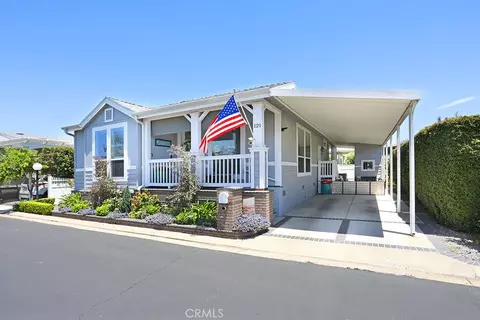 121 Estrella, Tustin, CA 92780 photo 3