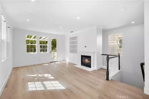 Living - 27 Rinehart, Ladera Ranch, CA 92694 photo 2 of 5