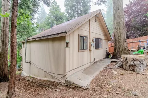 Exterior - 753 Woodland, Crestline, CA 92325 photo 4 of 9