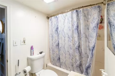 Bath - 753 Woodland, Crestline, CA 92325 photo 2 of 3