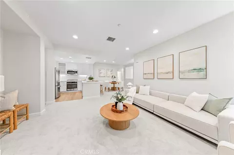 Living - 141 Danbrook, Irvine, CA 92603 photo 5 of 7