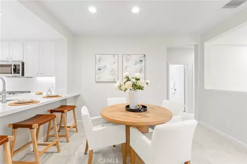 Dining - 141 Danbrook, Irvine, CA 92603 photo 3 of 5