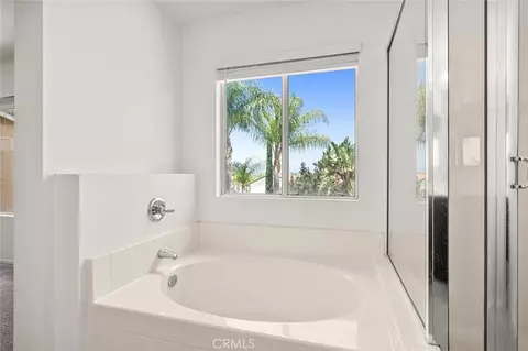 Bath - 44713 Longfellow Ave, Temecula, CA 92592 photo 4 of 6