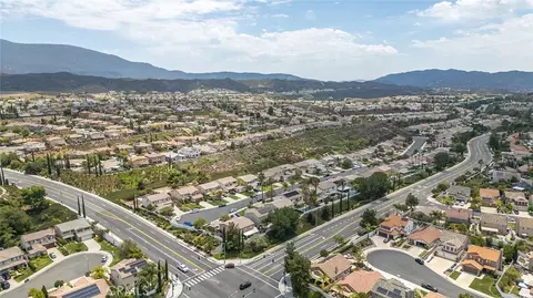 View/Area - 44713 Longfellow Ave, Temecula, CA 92592 photo 5 of 6