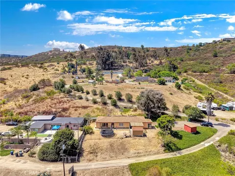 View/Area - 12671 Claire Dr, Poway, CA 92064 photo 4 of 12
