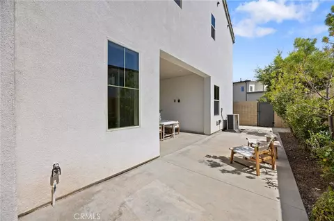 Exterior - 161 Scale, Irvine, CA 92618 photo 5 of 6