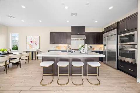 Kitchen - 161 Scale, Irvine, CA 92618 photo 2 of 3