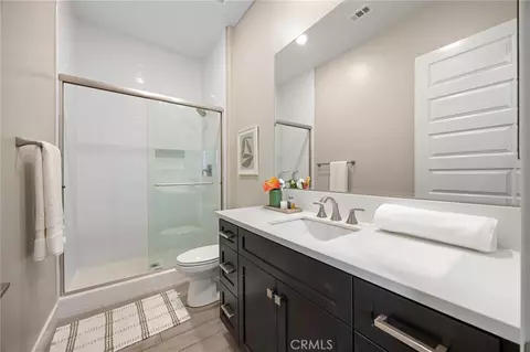 Bath - 161 Scale, Irvine, CA 92618 photo 1 of 3