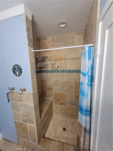 Bath - 16102 Nelson St, Westminster, CA 92683 photo 3 of 9