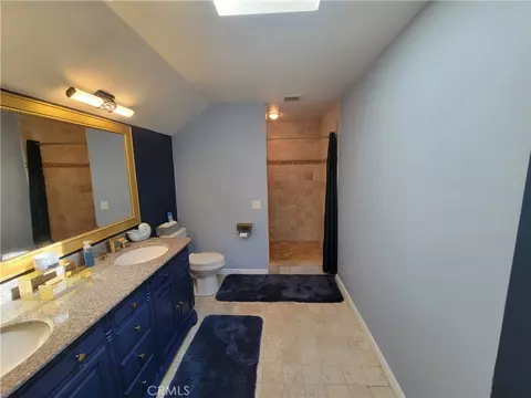 Bath - 16102 Nelson St, Westminster, CA 92683 photo 9 of 9