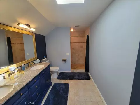 Bath - 16102 Nelson St, Westminster, CA 92683 photo 9 of 9