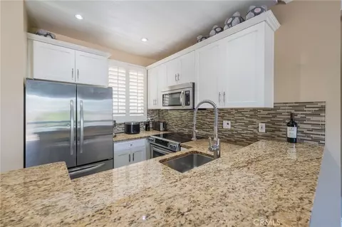 20251 Cape Coral Ln #202, Huntington Beach, CA 92646