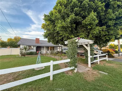 Exterior - 3479 Hoover St, Riverside, CA 92504 photo 3 of 14