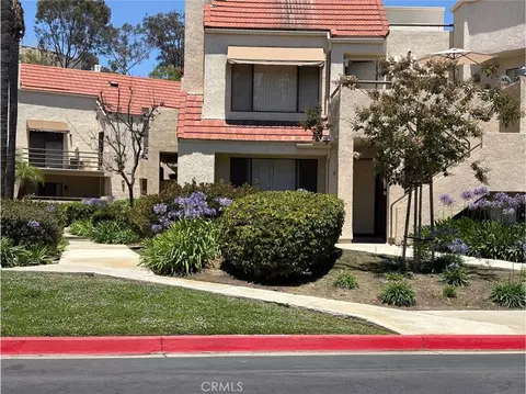 65 Largo St, Laguna Niguel, CA 92677