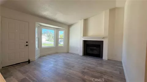 Living - 39233 Rising Hl, Temecula, CA 92591 photo 2 of 4