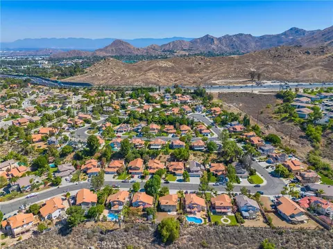 View/Area - 550 Bruin, Riverside, CA 92507 photo 8 of 14