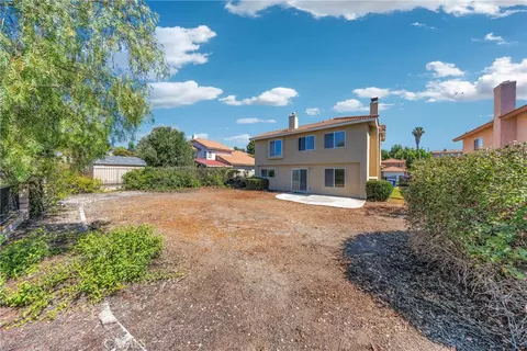 Exterior - 550 Bruin, Riverside, CA 92507 photo 5 of 8