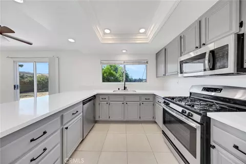 Kitchen - 550 Bruin, Riverside, CA 92507 photo 1 of 7