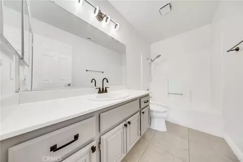Bath - 550 Bruin, Riverside, CA 92507 photo 2 of 7