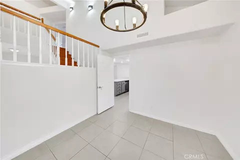 Entry Way - 550 Bruin, Riverside, CA 92507 photo 2 of 4