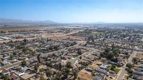 27394 Rustic Ln, Highland, CA 92346 photo 41