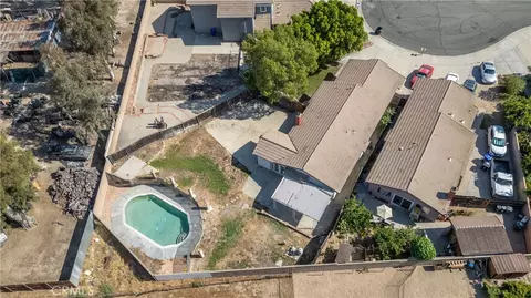 27394 Rustic Ln, Highland, CA 92346 photo 36
