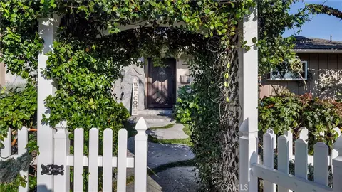 Exterior - 2129 N N Pne, Orange, CA 92865 photo 10 of 13