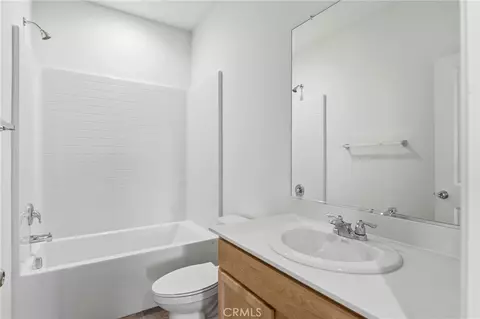 Bath - 711 Ballesteros, Perris, CA 92571 photo 1 of 1