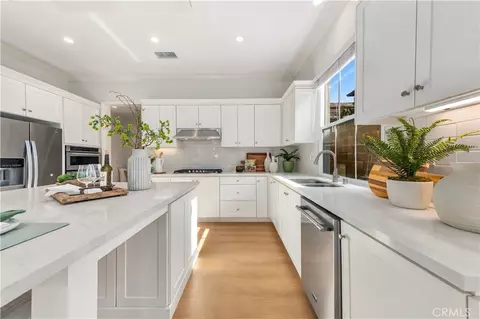 Kitchen - 68 Meander, Irvine, CA 92620 photo 3 of 3
