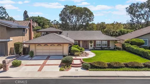 24926 El Cortijo, Mission Viejo, CA 92691