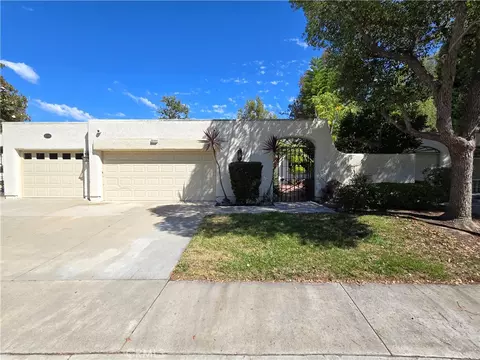 3514 Bahia Blanca W #B, Laguna Woods, CA 92637