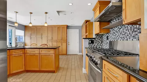22442 Aliso Park Dr, Lake Forest, CA 92630