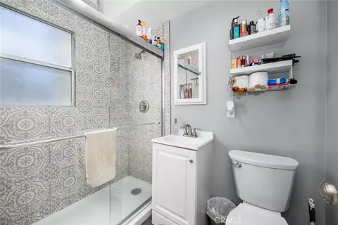 Bath - 5139 E Carson St, Long Beach, CA 90808 photo 4 of 6