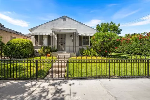 5139 E Carson St, Long Beach, CA 90808