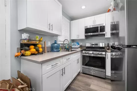 Kitchen - 5139 E Carson St, Long Beach, CA 90808 photo 2 of 7