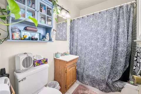 Bath - 5139 E Carson St, Long Beach, CA 90808 photo 2 of 6
