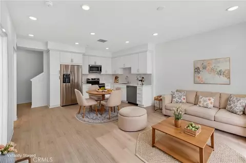 728 Tropicana Pl, Covina, CA 91723