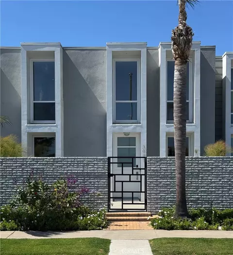 3981 Warner Ave, Huntington Beach, CA 92649