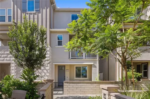 781 Stirrup Rd, Rancho Mission Viejo, CA 92694