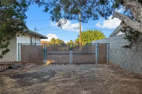 Exterior - 7574 Hastings, Hesperia, CA 92345 photo 8 of 9