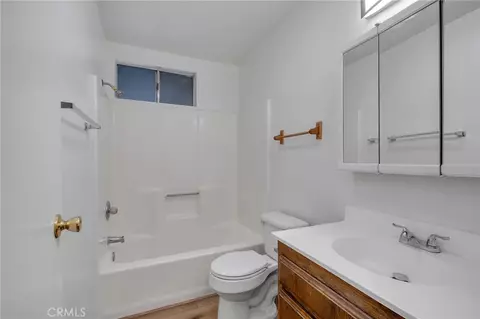Bath - 7574 Hastings, Hesperia, CA 92345 photo 1 of 2