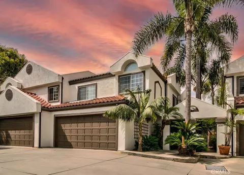 2682 Pala Mesa, Costa Mesa, CA 92627