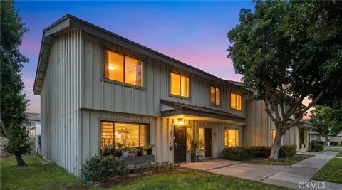 10015 Karmont Ave, South Gate, CA 90280