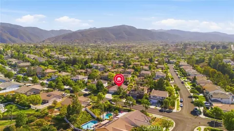 View/Area - 3966 Bennett, Corona, CA 92883 photo 5 of 9