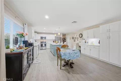 Kitchen - 3966 Bennett, Corona, CA 92883 photo 5 of 5