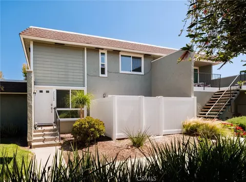 23084 Via Pimiento, Mission Viejo, CA 92691