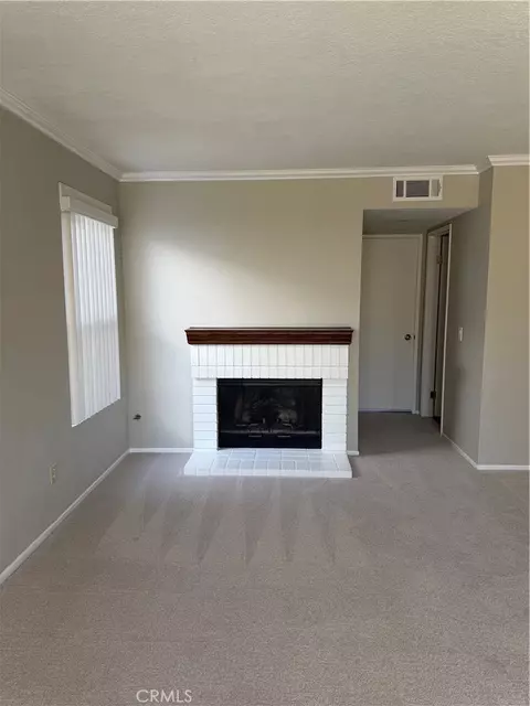 Living - 5663 Camino Deville, Camarillo, CA 93012 photo 2 of 5