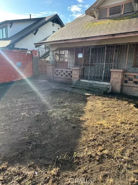 1250 W Vernon, Los Angeles, CA 90037